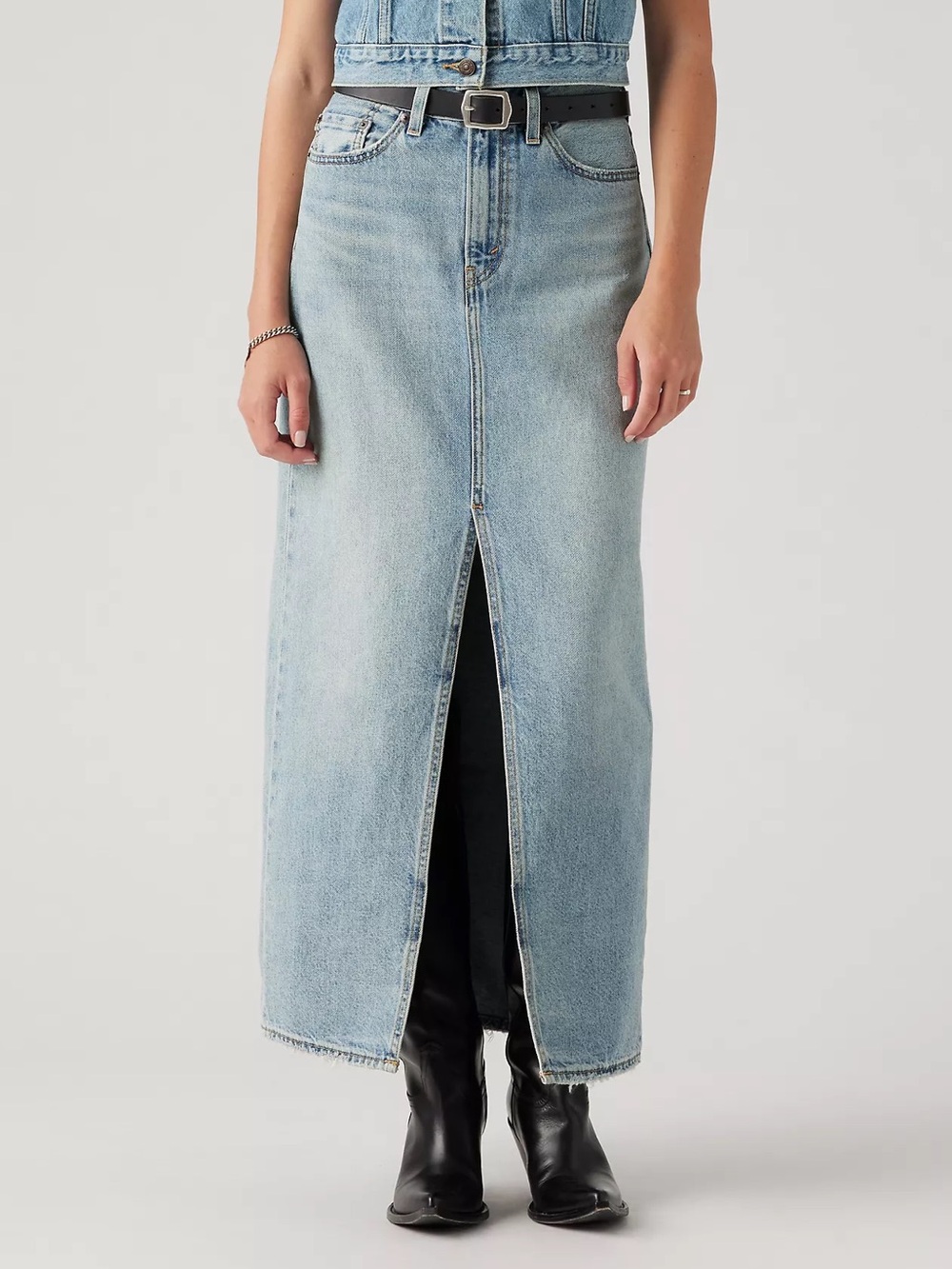 Levi’s Ankle Column Skirt - blue denim medium wash color size 24